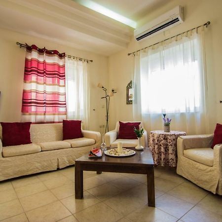 Elizabeth'S Place Ираклио Екстериор снимка