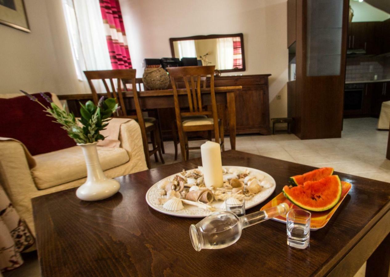 Elizabeth'S Place Ираклио Екстериор снимка