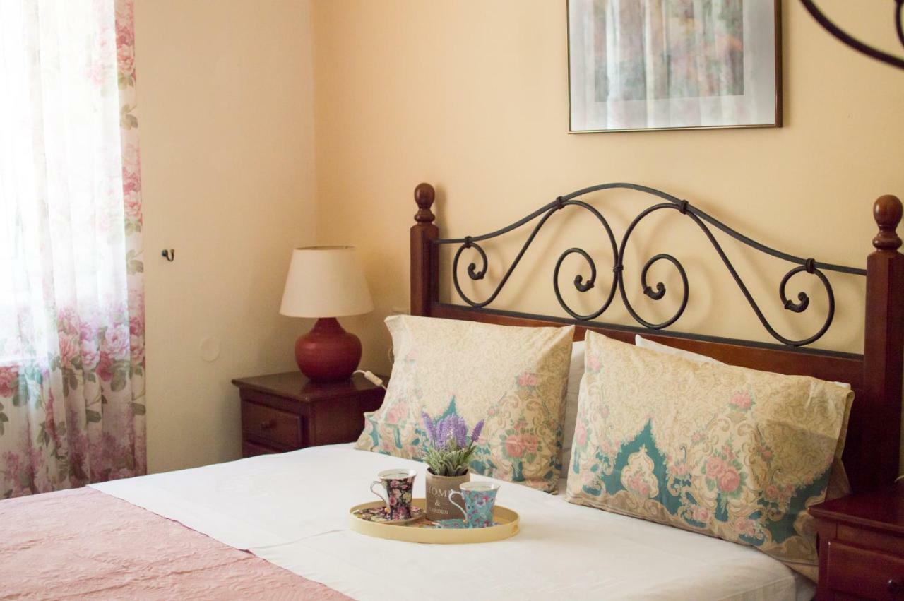 Elizabeth'S Place Ираклио Екстериор снимка